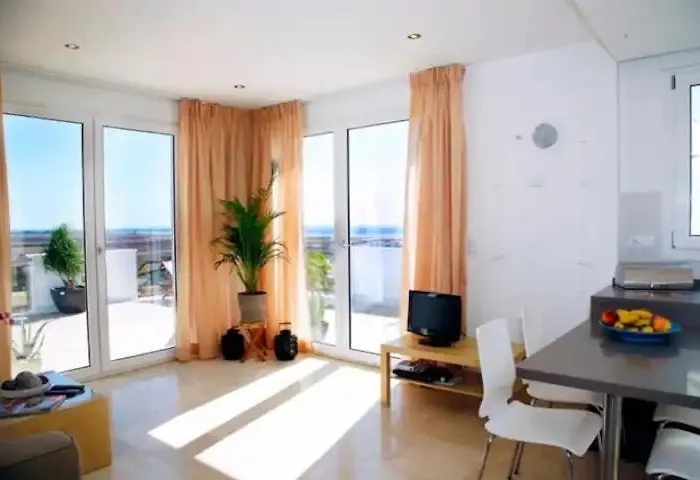 Girasol-1 * קוניל דה לה פרונטרה