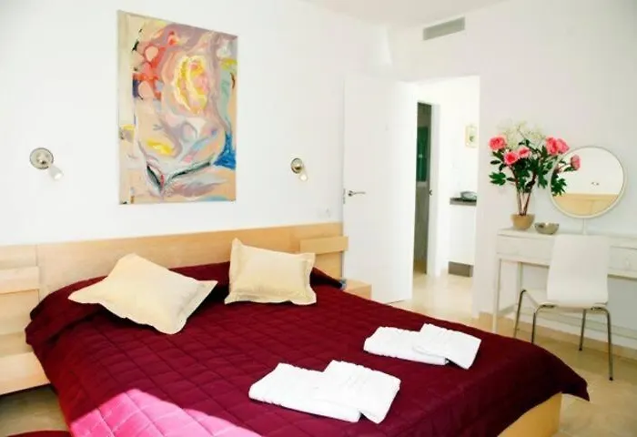 Girasol-1 Apartment *